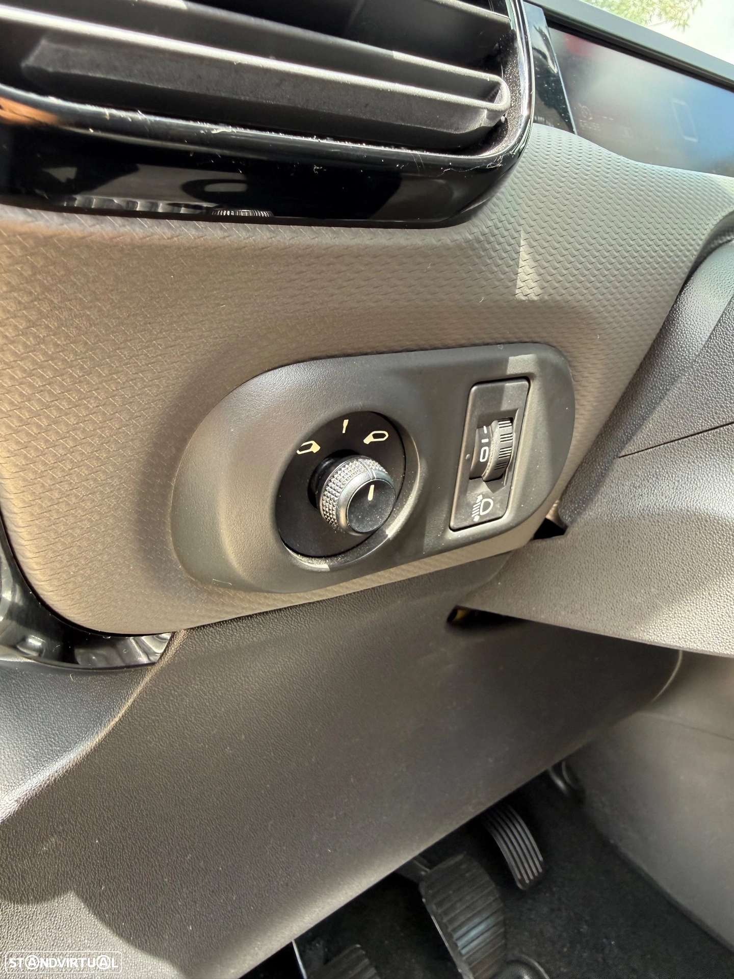 CITROËN CITROËN C4 Cactus 1.2 PureTech Shine (2019)