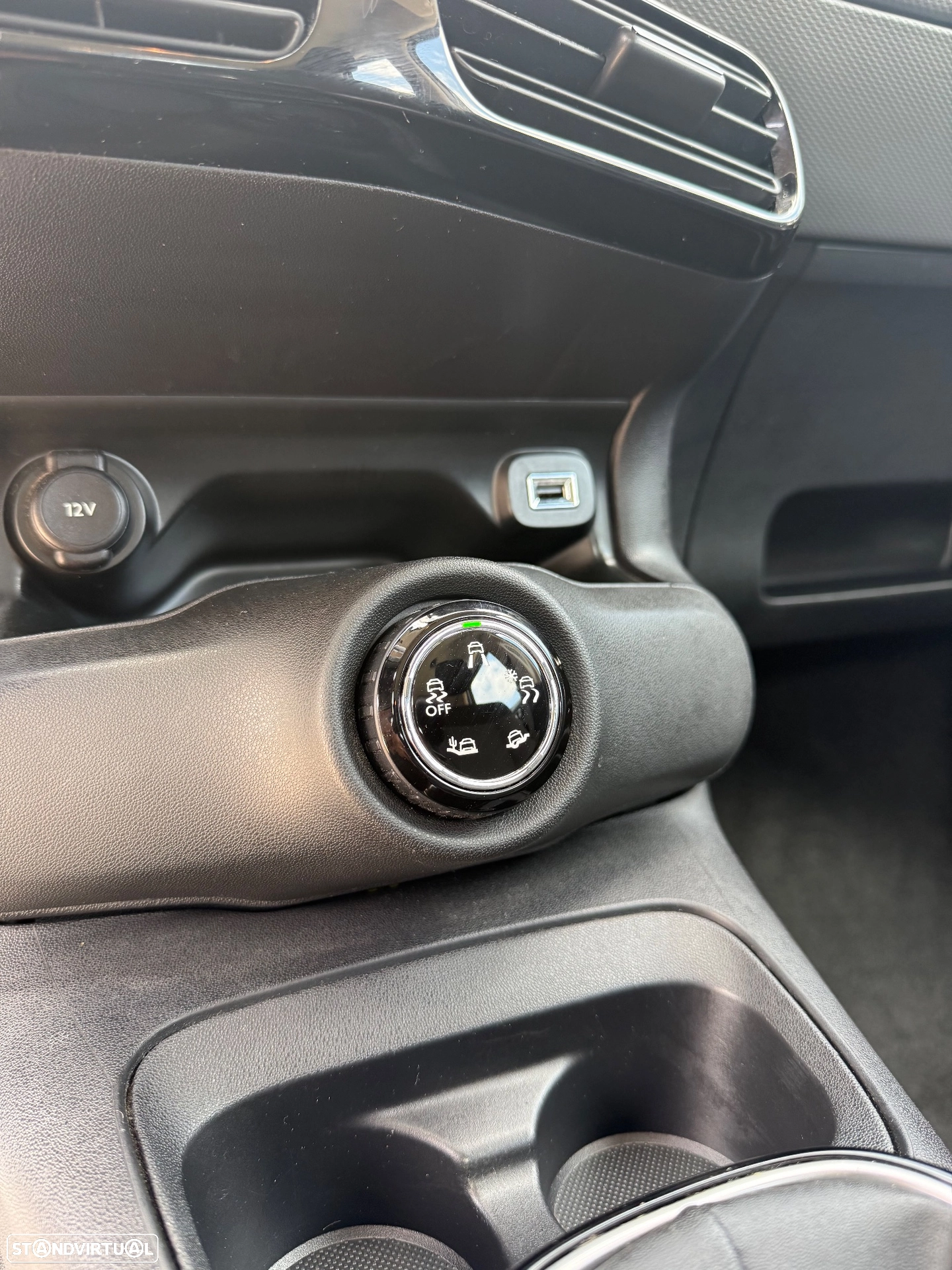 CITROËN CITROËN C4 Cactus 1.2 PureTech Shine (2019)