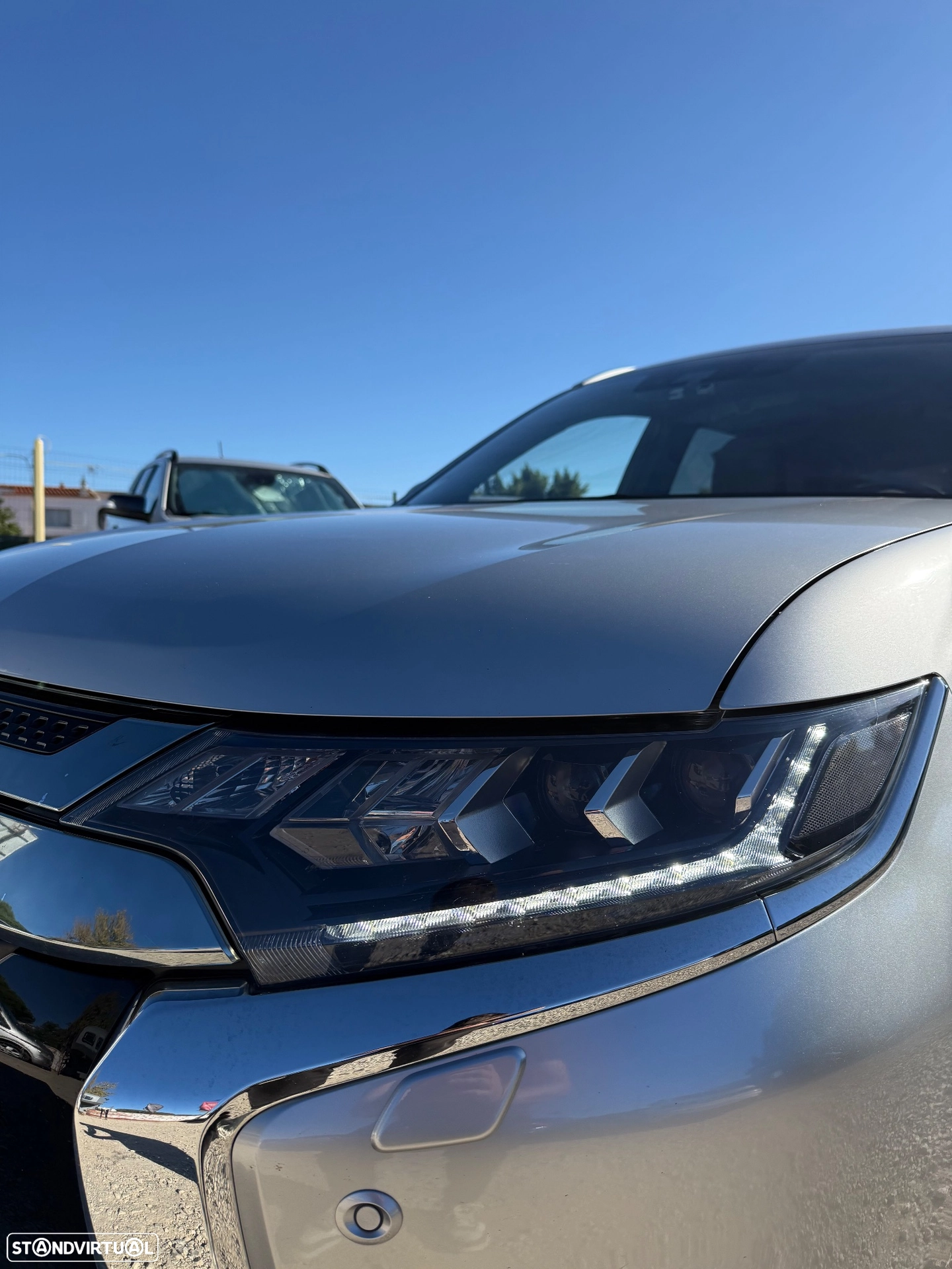MITSUBISHI MITSUBISHI Outlander 2.4 Instyle (2020)