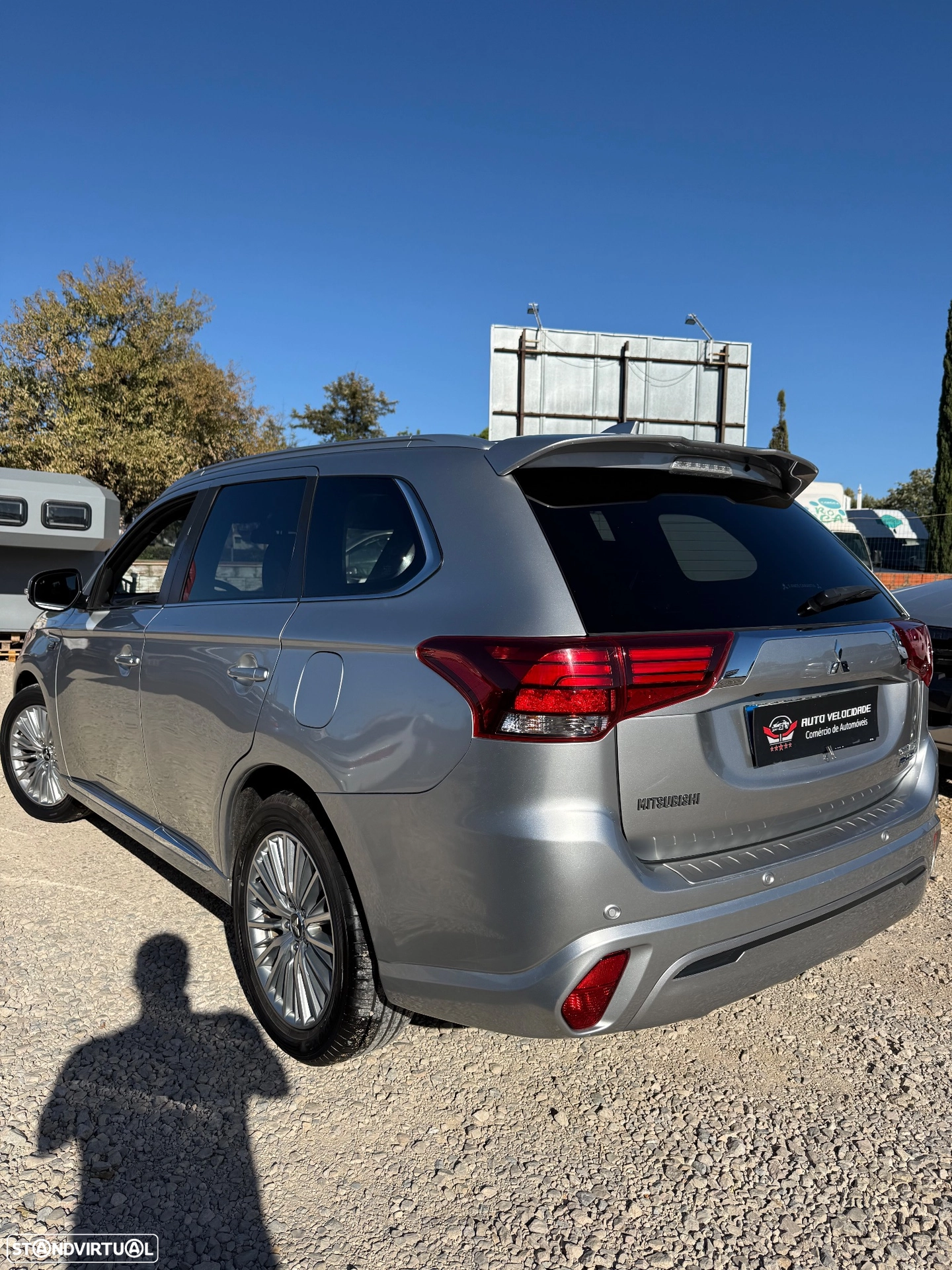 MITSUBISHI MITSUBISHI Outlander 2.4 Instyle (2020)