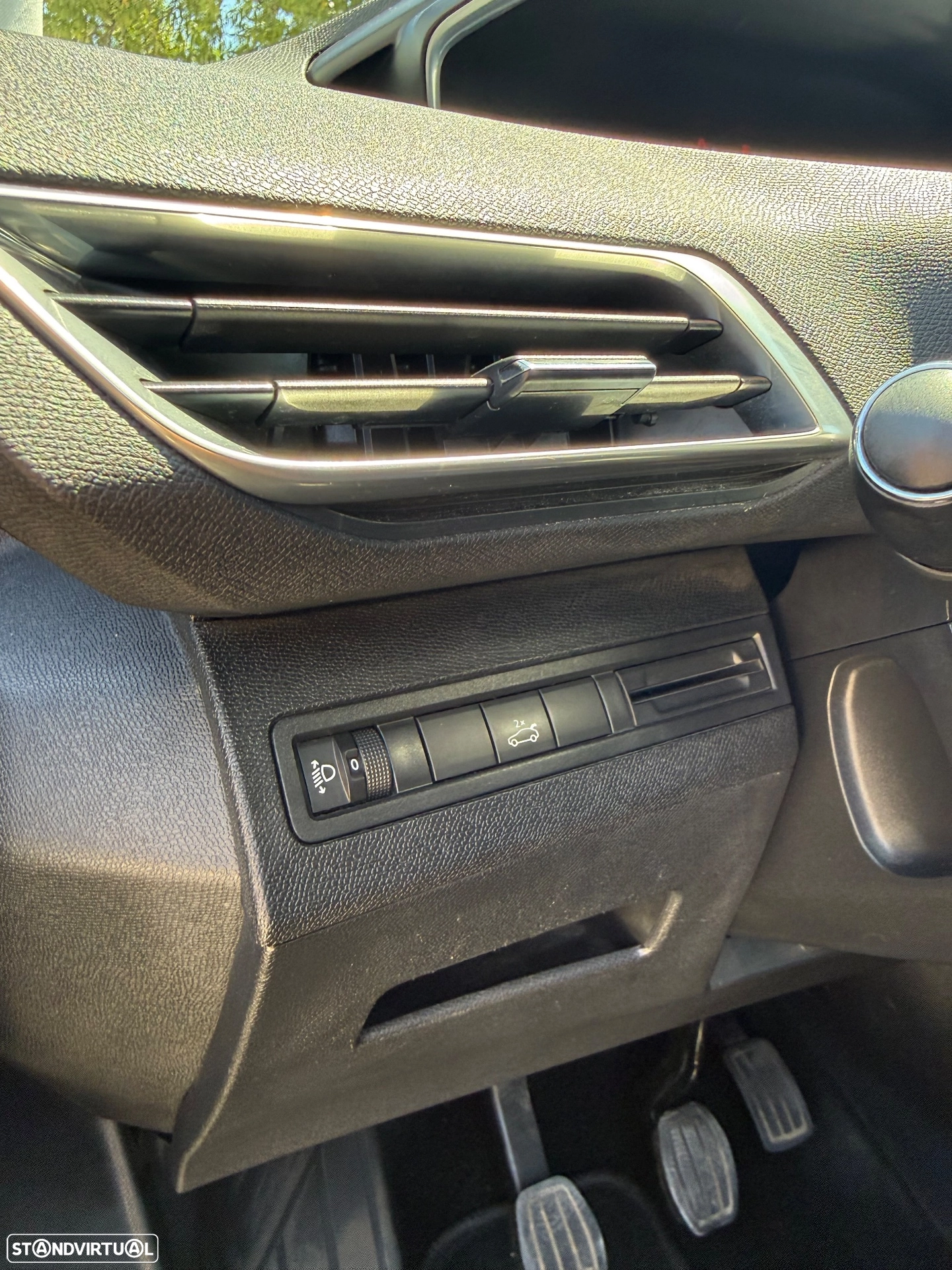 PEUGEOT PEUGEOT 3008 BlueHDi 120 Stop & Start Allure (2017)