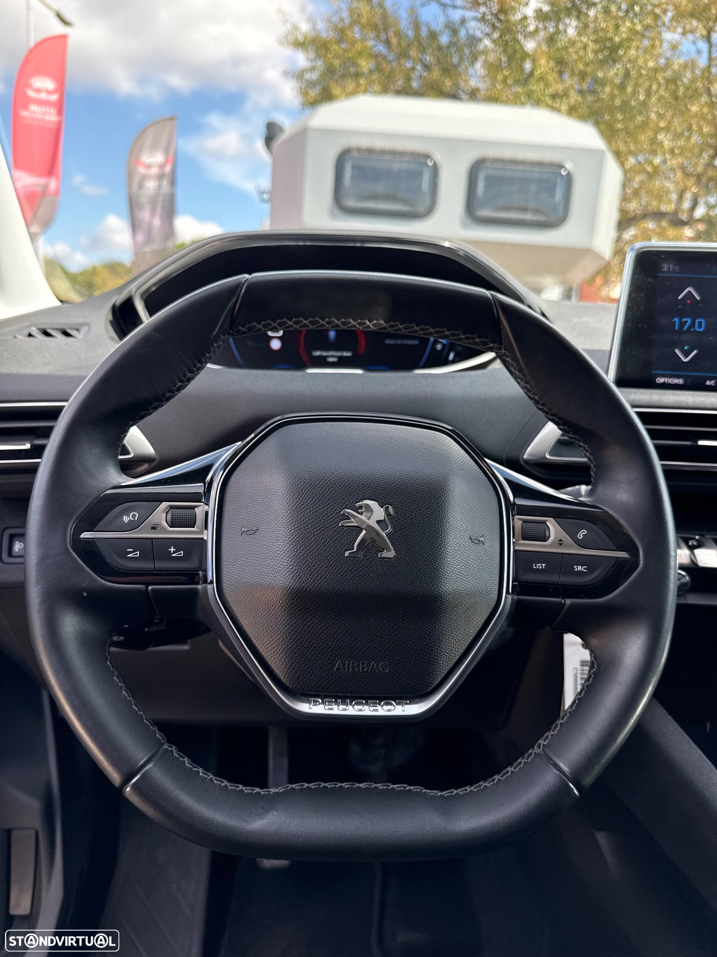PEUGEOT PEUGEOT 3008 PureTech 130 Stop & Start GPF Active Pack (2017)