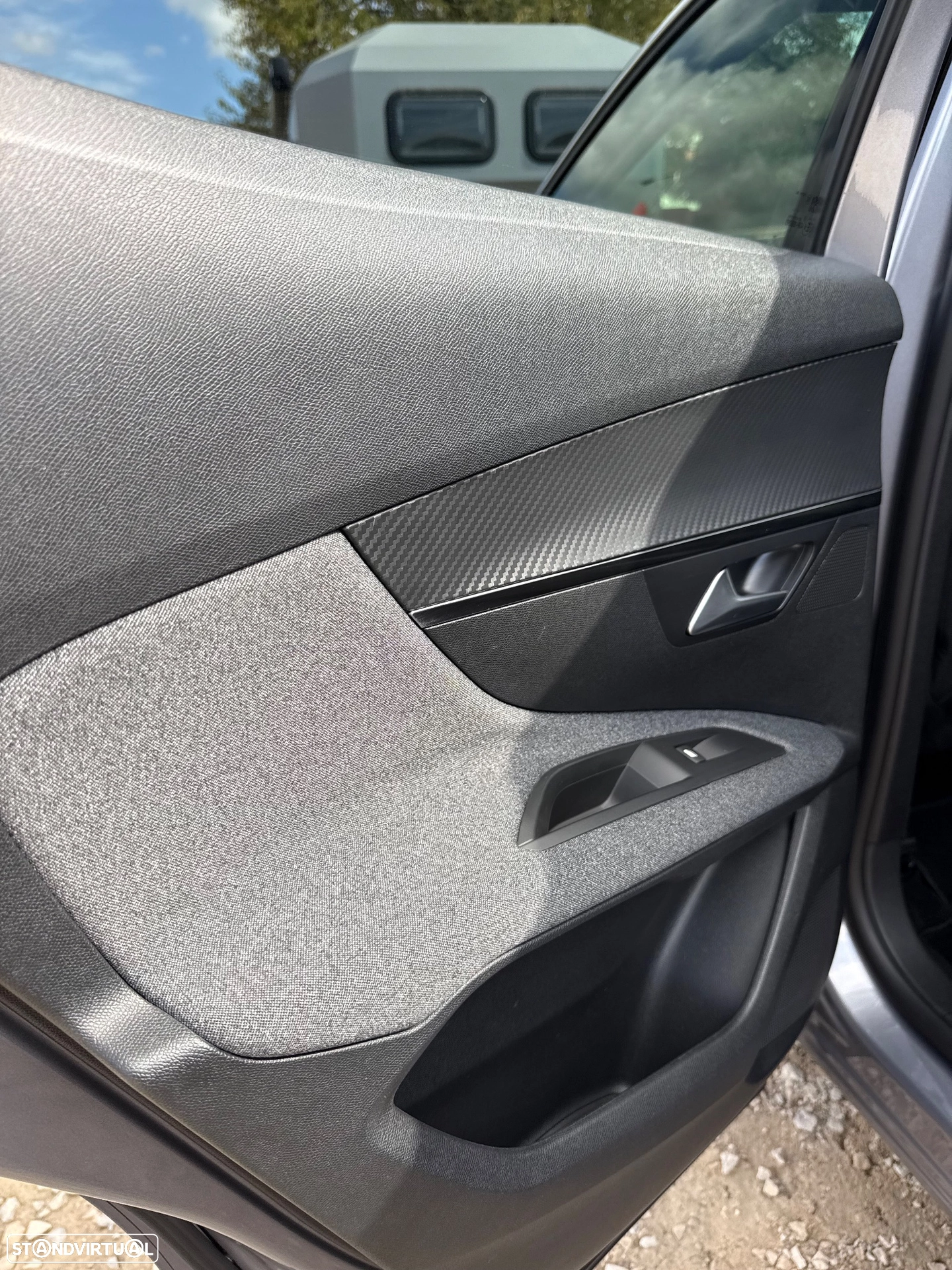 PEUGEOT PEUGEOT 3008 PureTech 130 Stop & Start GPF Active Pack (2017)